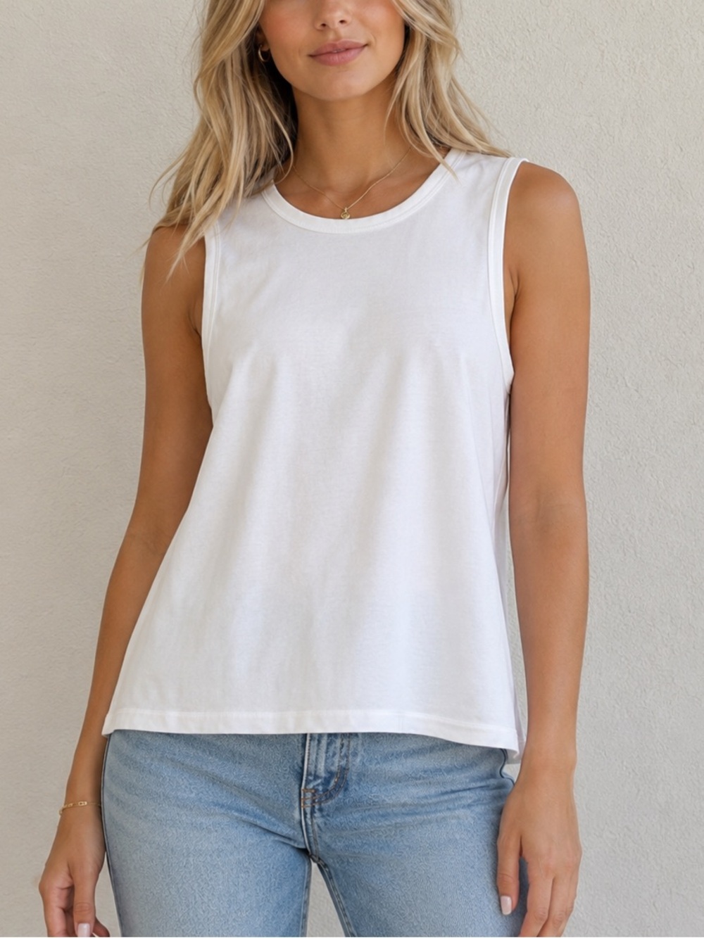 Wilfred Aritzia White Tank Top with Crew Neck